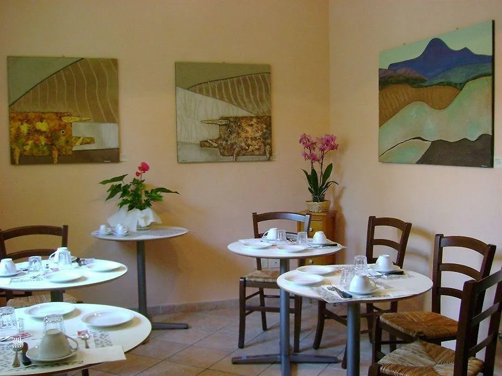 Camere Andrei Pienza 3*,  Italia