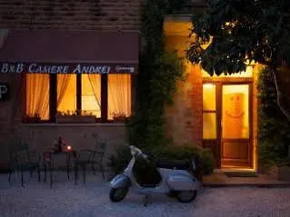 Camere Andrei Pienza 3*,